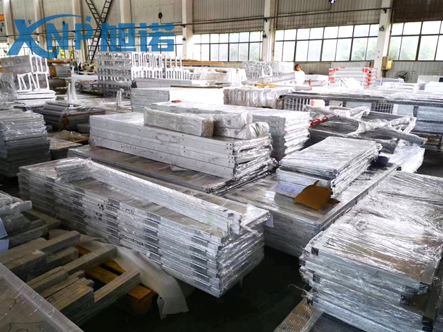 鋁型材加工行業(yè)發(fā)展現(xiàn)狀.jpg 鋁型材加工行業(yè)發(fā)展現(xiàn)狀.jpg