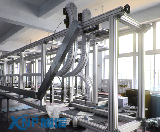 鋁型材提升機(jī)對(duì)新能源汽車(chē)零配件運(yùn)輸?shù)淖饔?png 鋁型材提升機(jī)對(duì)新能源汽車(chē)零配件運(yùn)輸?shù)淖饔?png